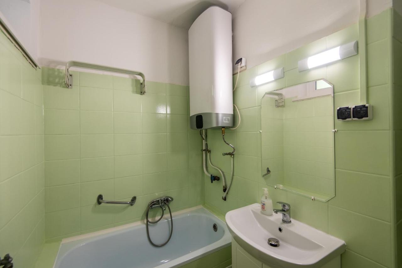 Kis Janos Apartman Sopron Exterior photo